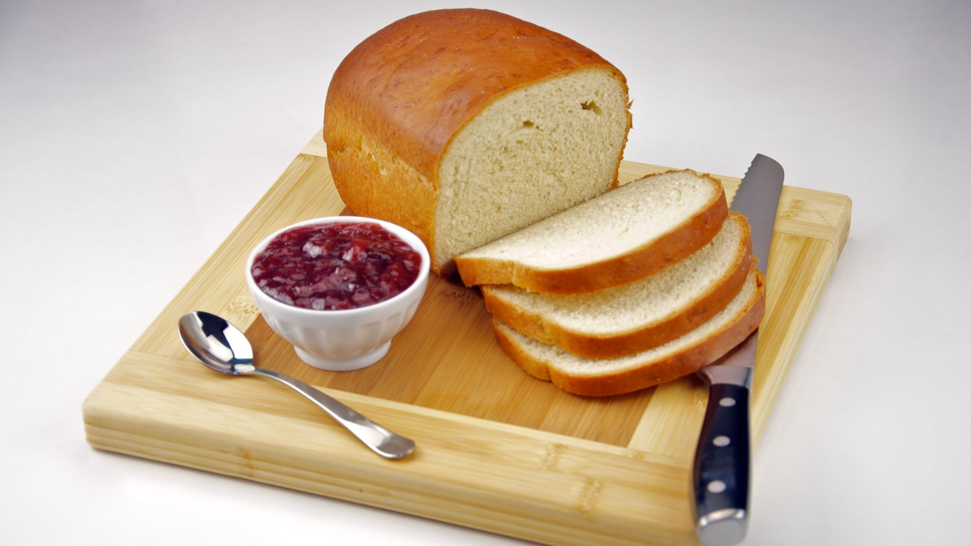 File:Homemade White Bread with Strawberry Jam.jpg