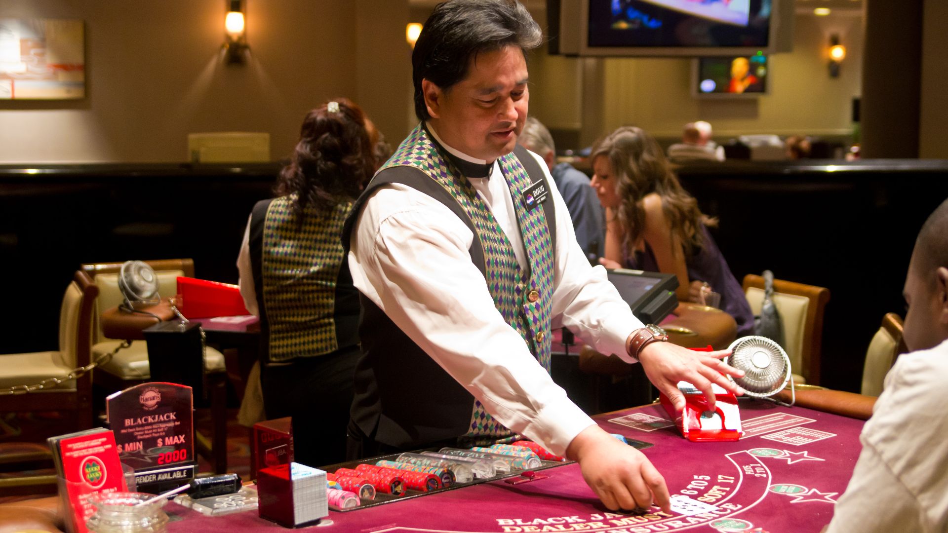 File:Gambling games 4.jpg