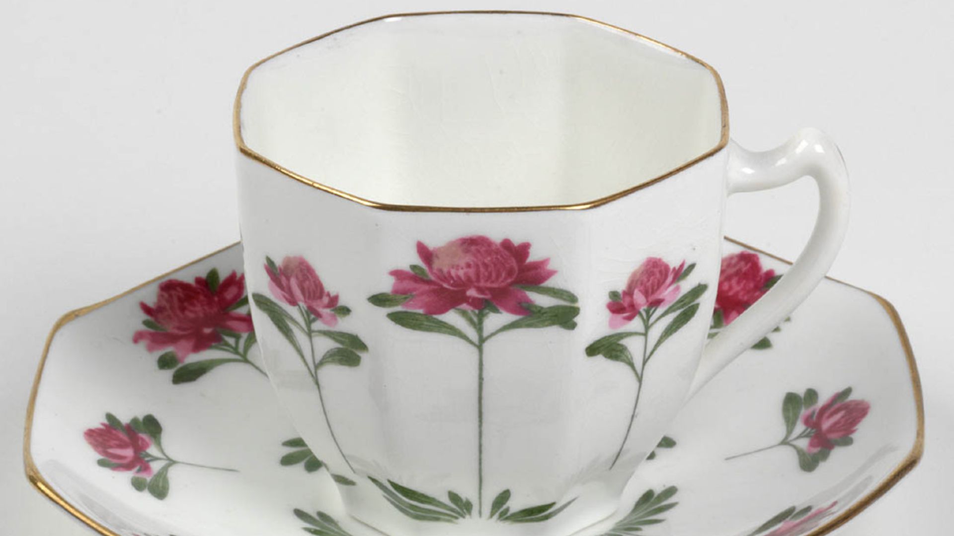 File:Miles Franklin's waratah cup and saucer 1904 a834001.jpg