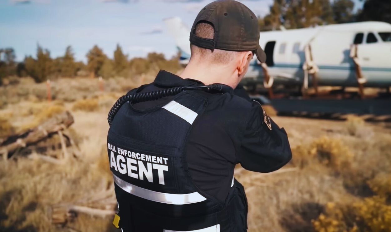 Bounty Hunter/Bail Enforcement Agent