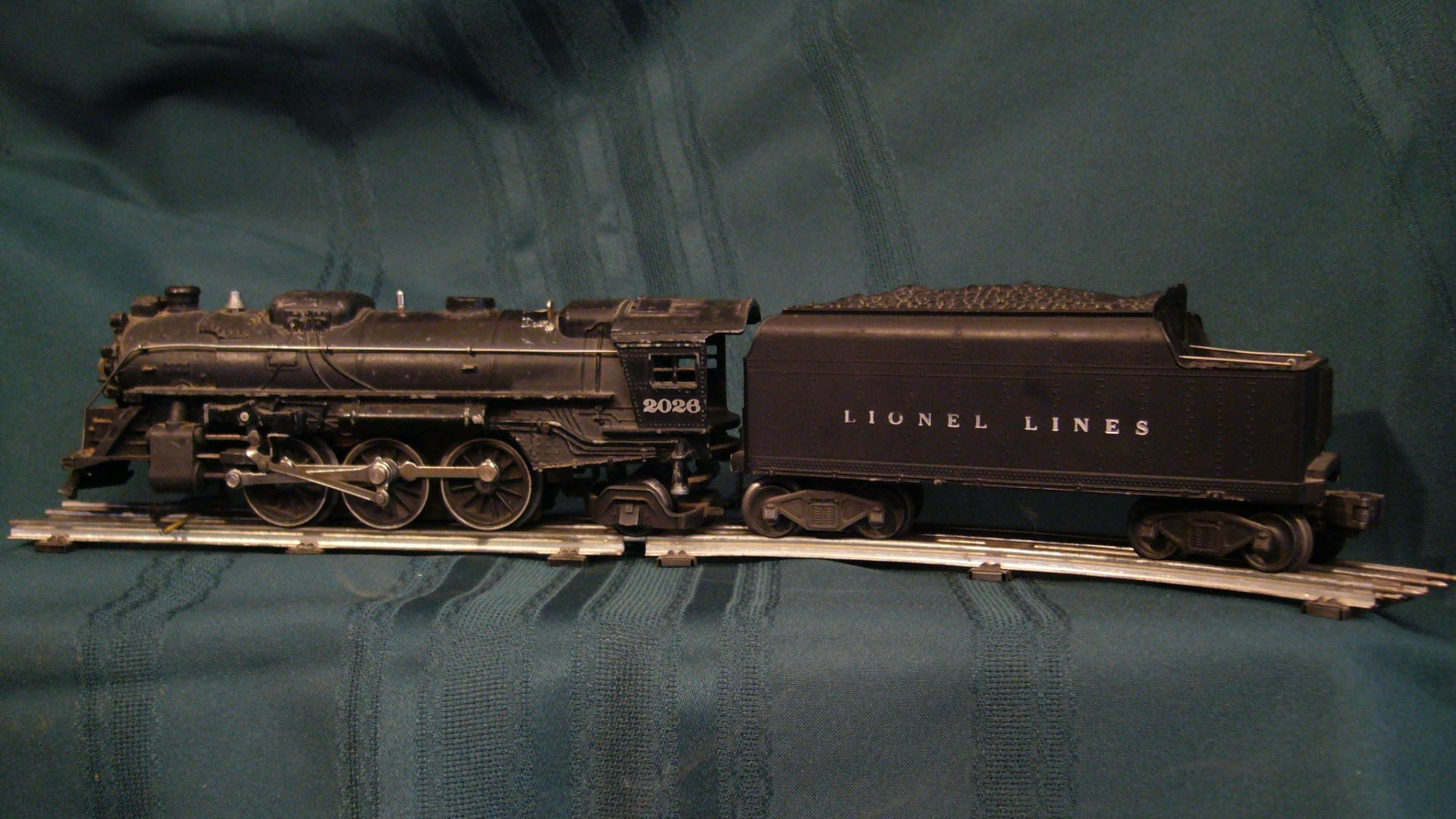 File:Lionel Steam Locomotive 2026.jpg