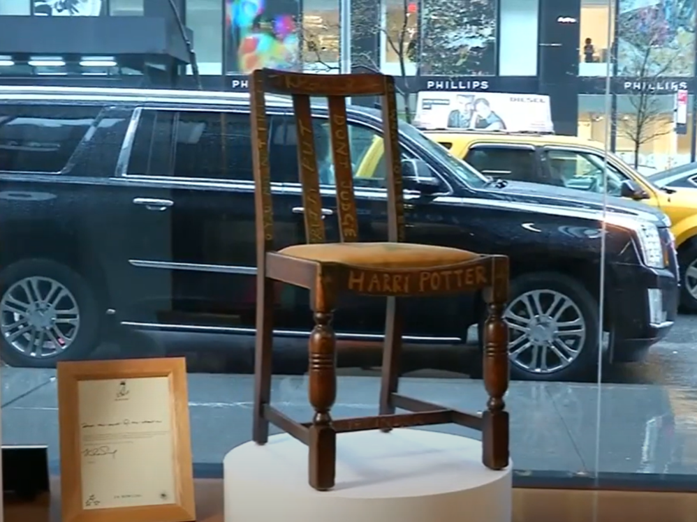 Screenshot from J.K.Rowling Chair used when writing Harry Potter.