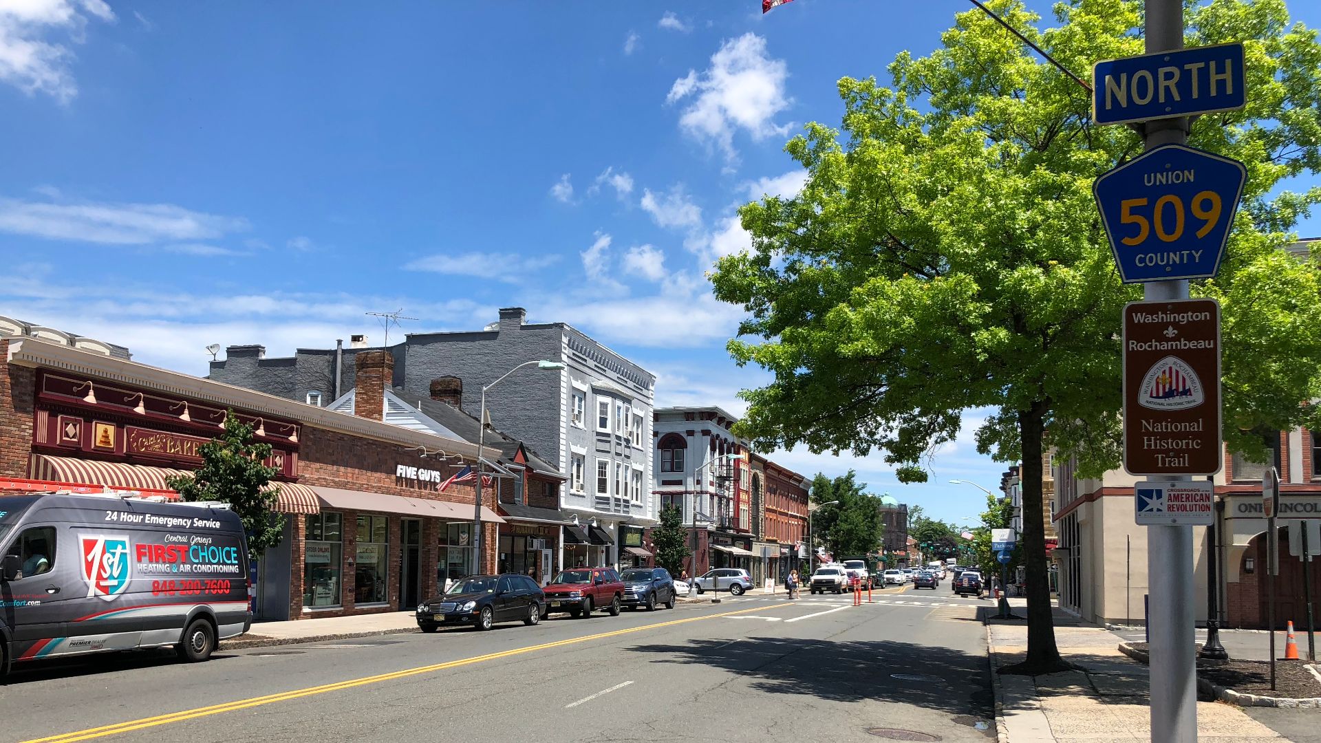 File:2018-06-21 12 27 39 View north along Union County Route 509 (East Broad Street) just north of New Jersey State Route 28 (North Avenue) in Westfield, Union County, New Jersey.jpg