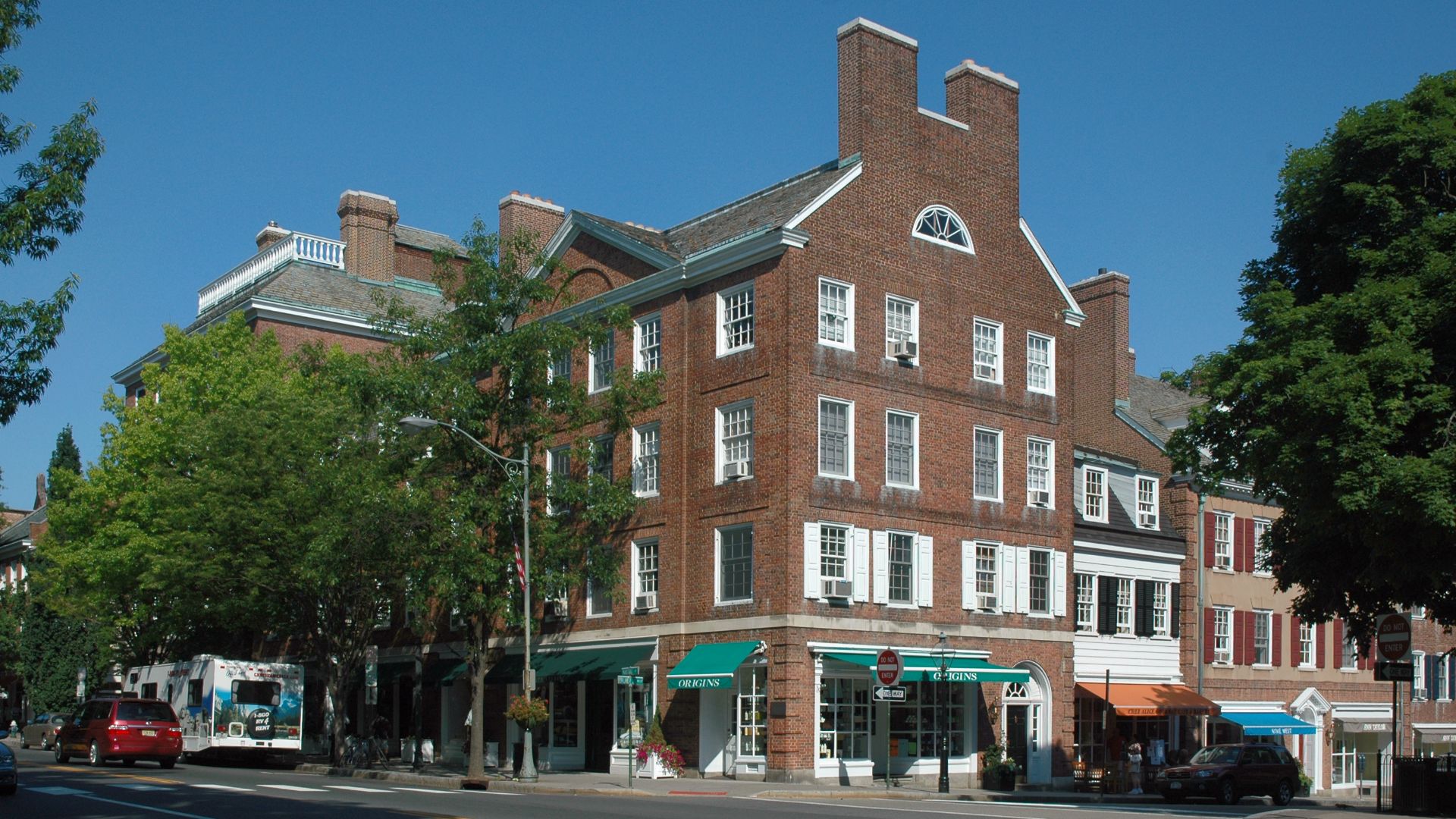 File:Corner of Nassau Street and Palmer Square, Princeton, 2007.jpg