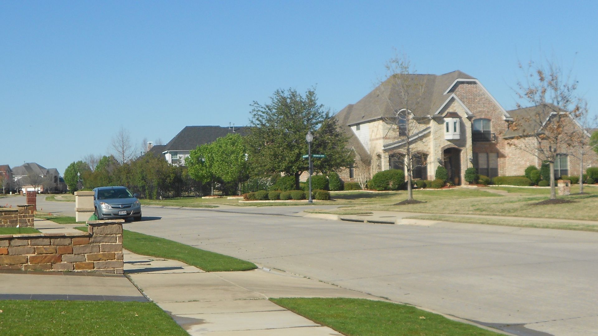 File:Southlake Suburb.JPG