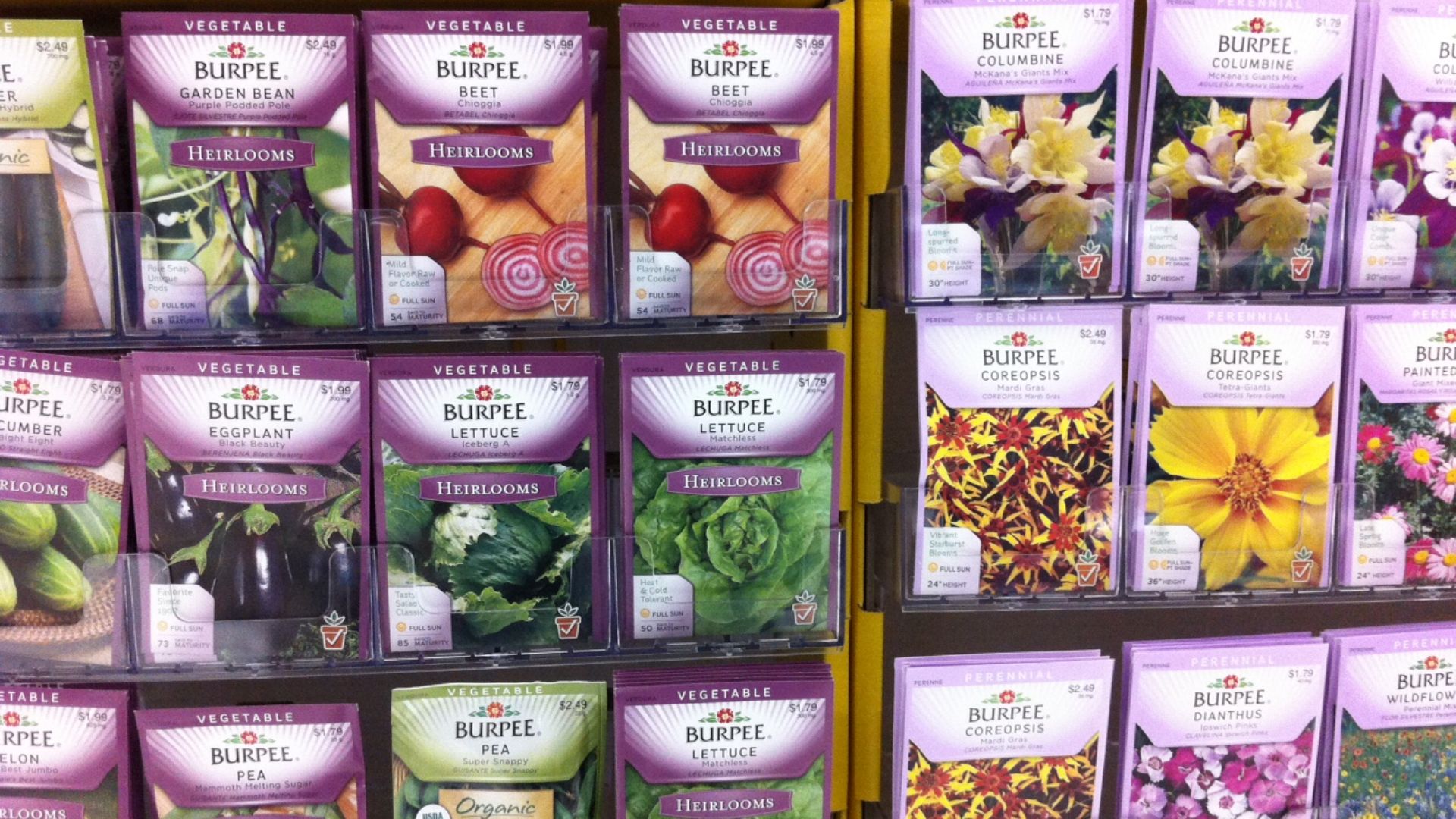 File:Heirloom Seed Packets.jpg