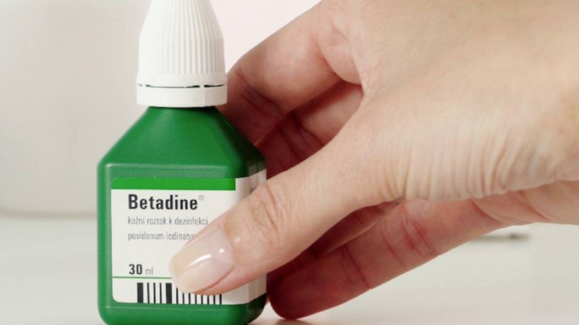 File:Betadine.jpg