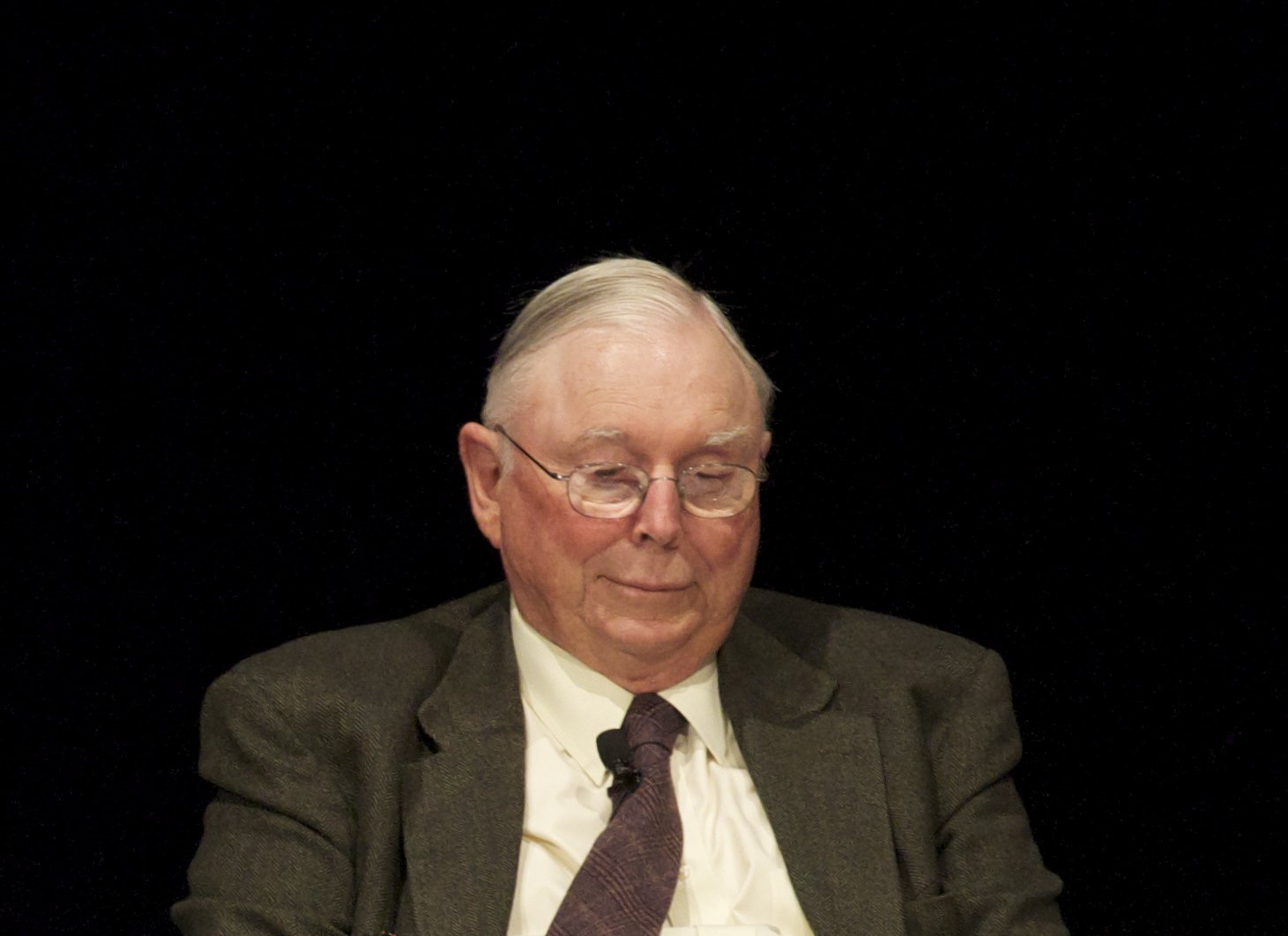 Portrait Photo of American businessman and investor Charlie Munger