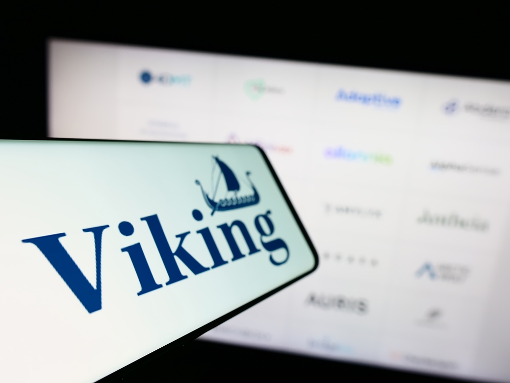 Smartphone with logo of American company Viking Global Investors