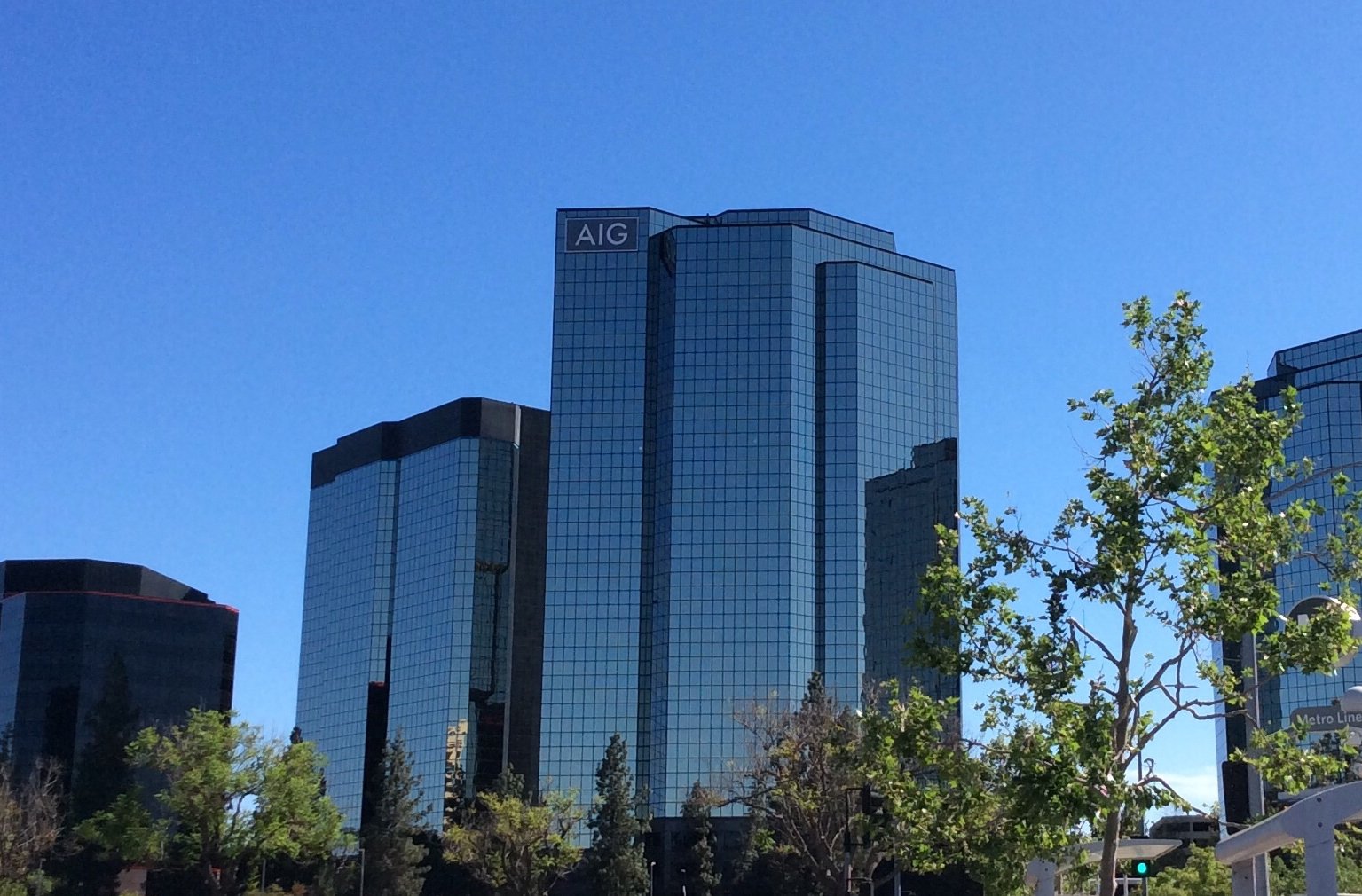 Los Angeles Valley, Warner Center, AIG Towers