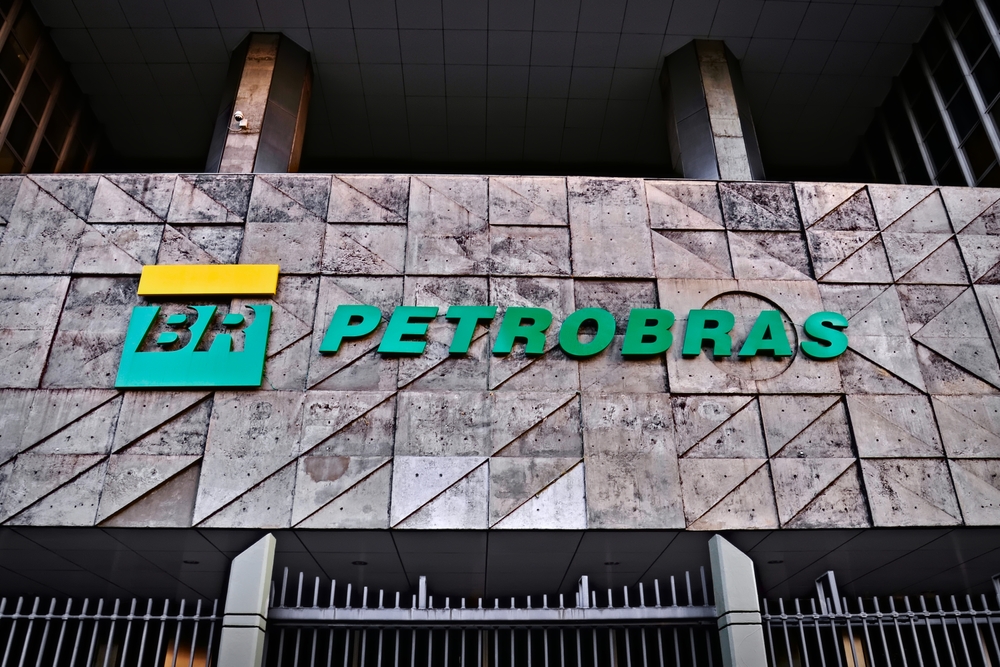 The image shows the corporate headquarters or office building of Petrobras Company