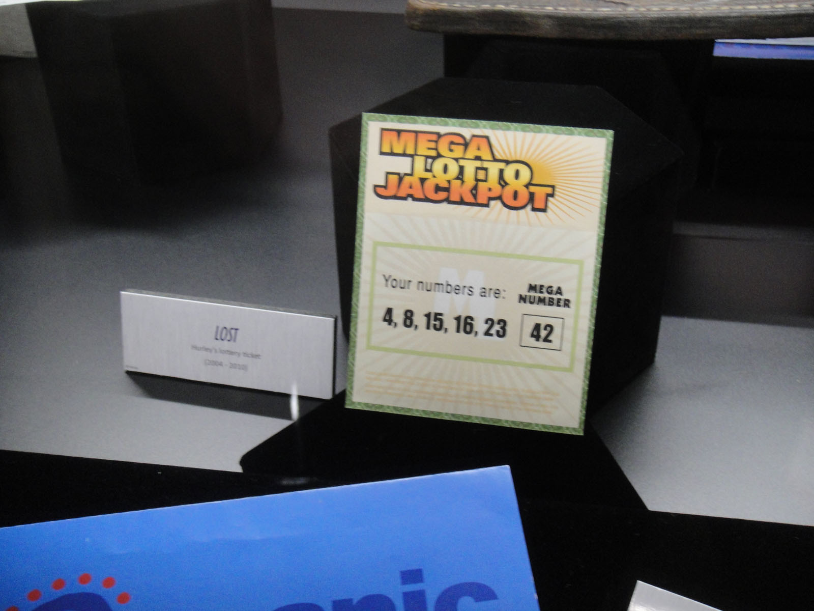 File:D23 Expo 2011 - Lost props (Hurley's lottery ticket) (6075269427).jpg