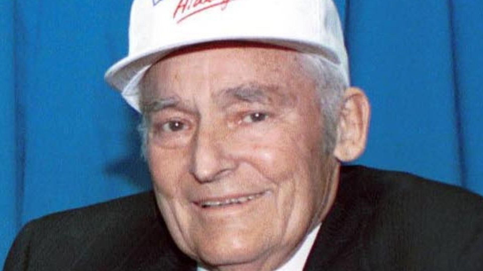 File:Sam Walton (1992).jpg
