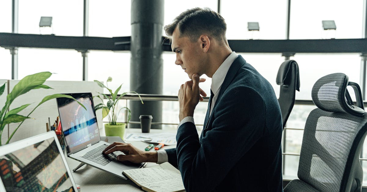 Antoni Shkraba Studio