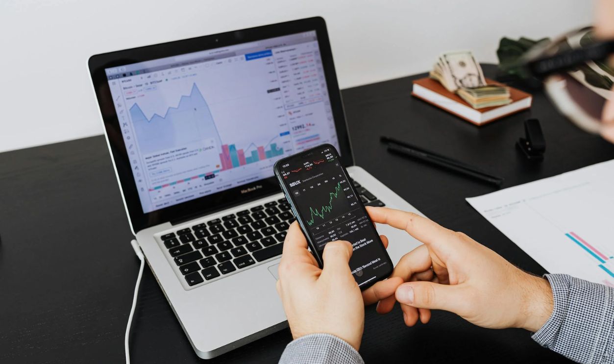 Tips for Building a High-End Investment Portfolio