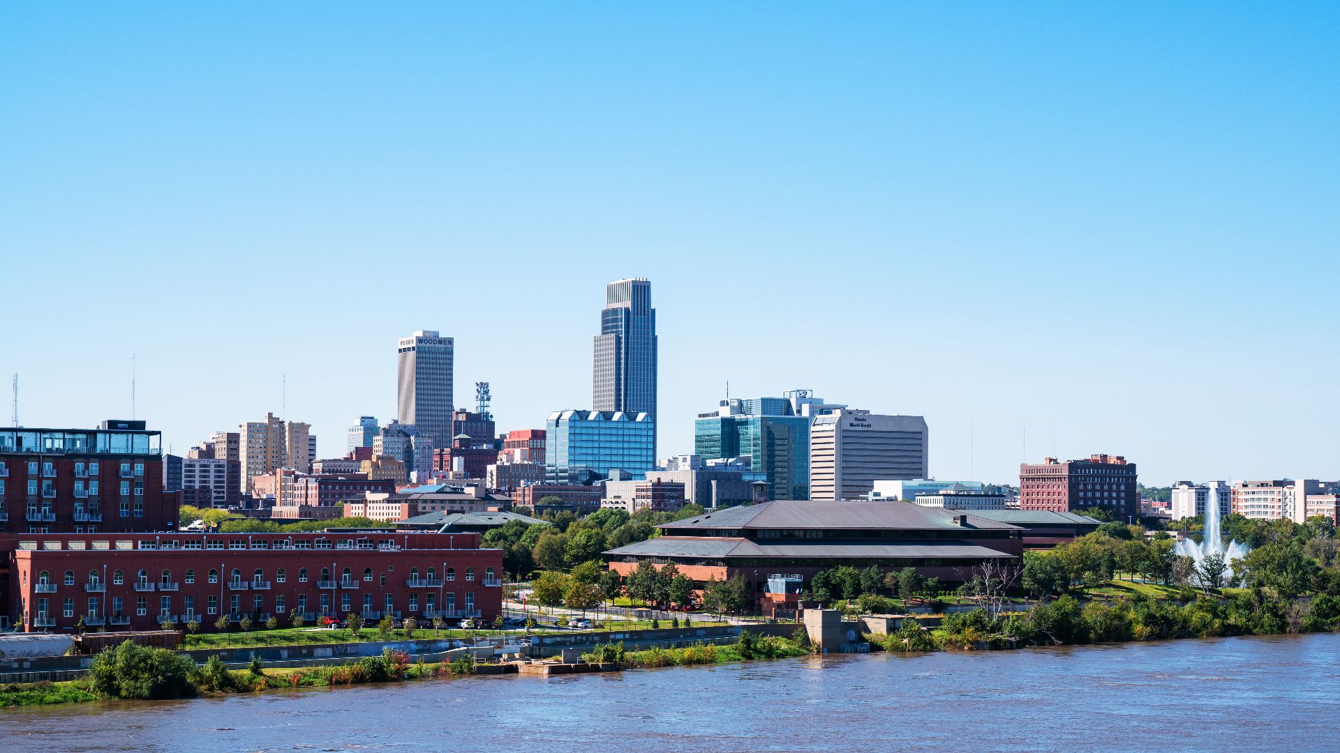 File:City of Omaha, Nebraska Skyline on the Missouri River (30899969517).jpg