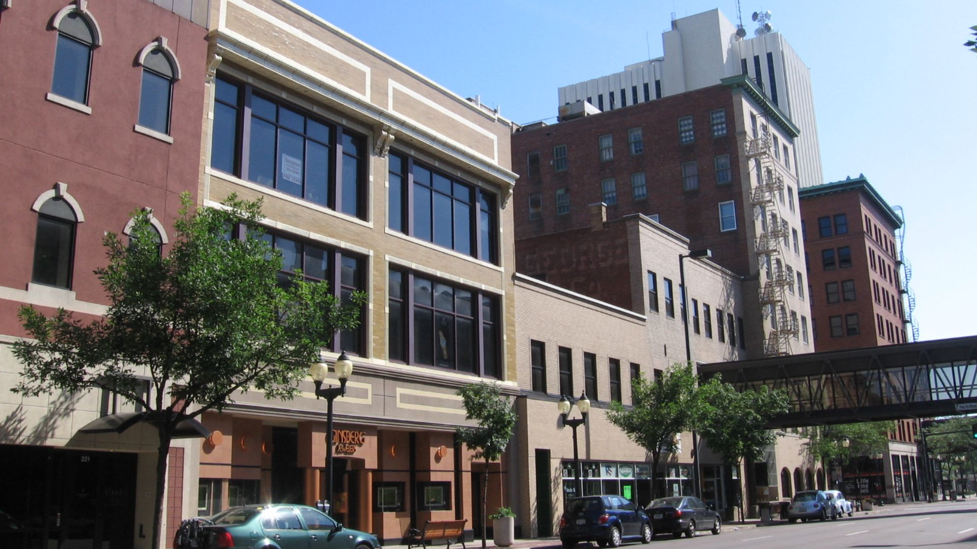 File:Downtown Cedar Rapids.jpg