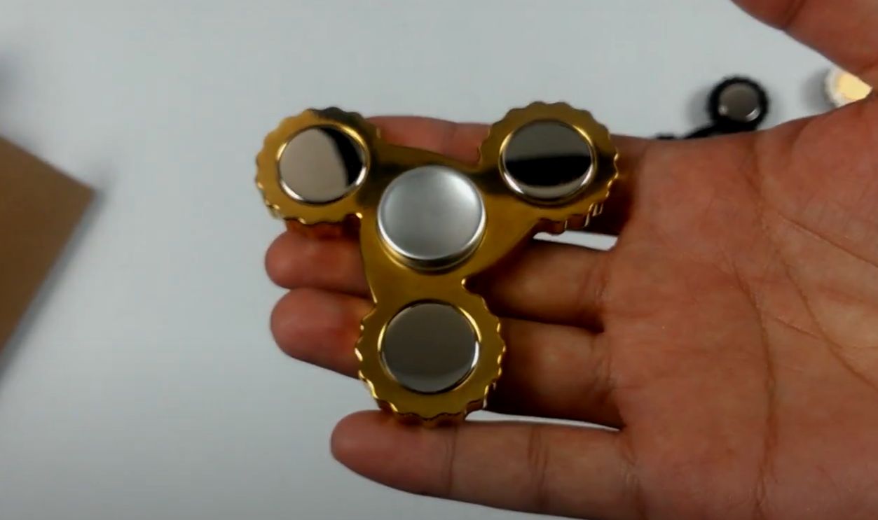Heaviest Gold Hand Spinner - Quality and spin test