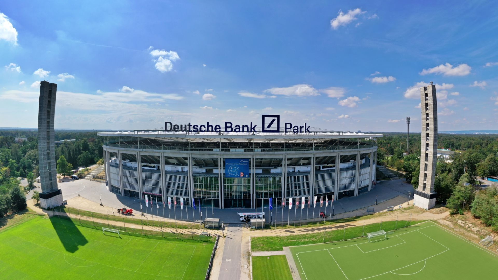 File:Deutsche bank park.jpg