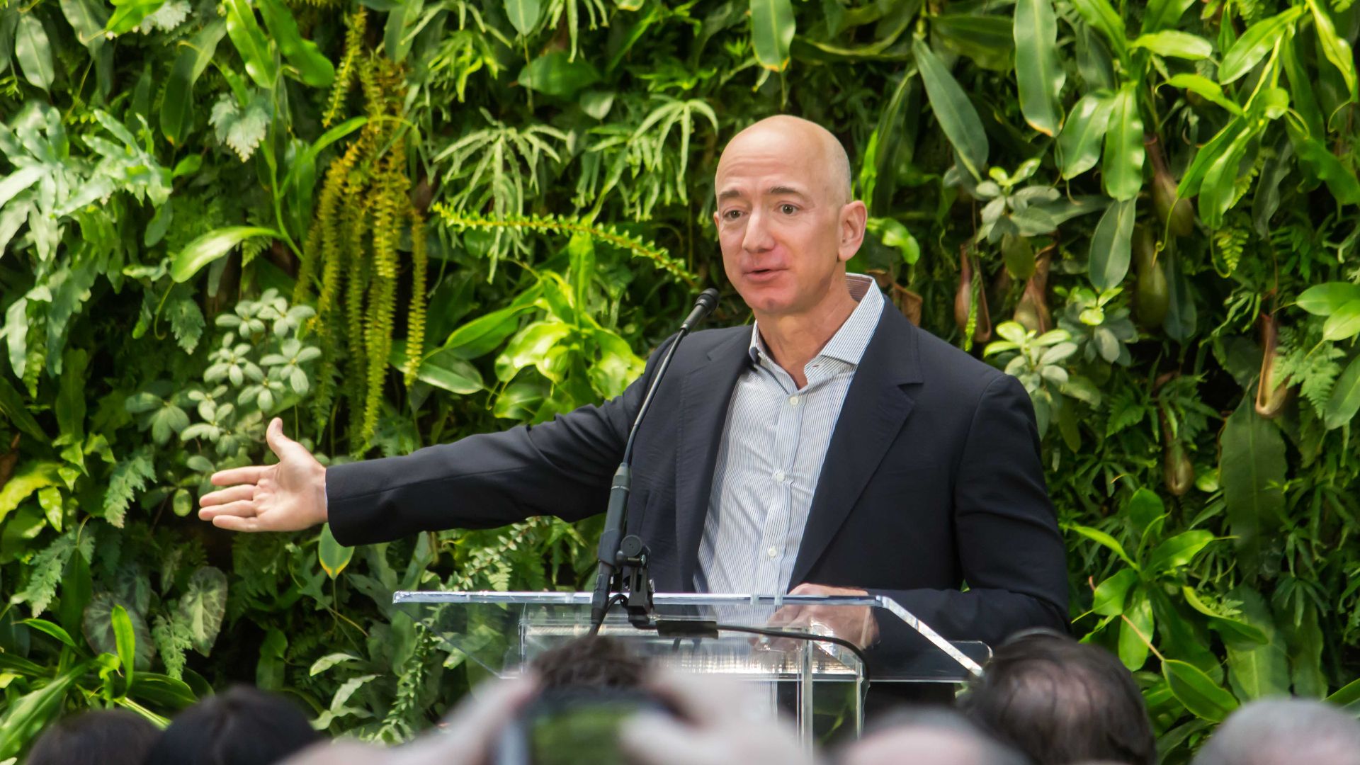 File:Jeff Bezos at Amazon Spheres Grand Opening in Seattle - 2018 (39074799225).jpg