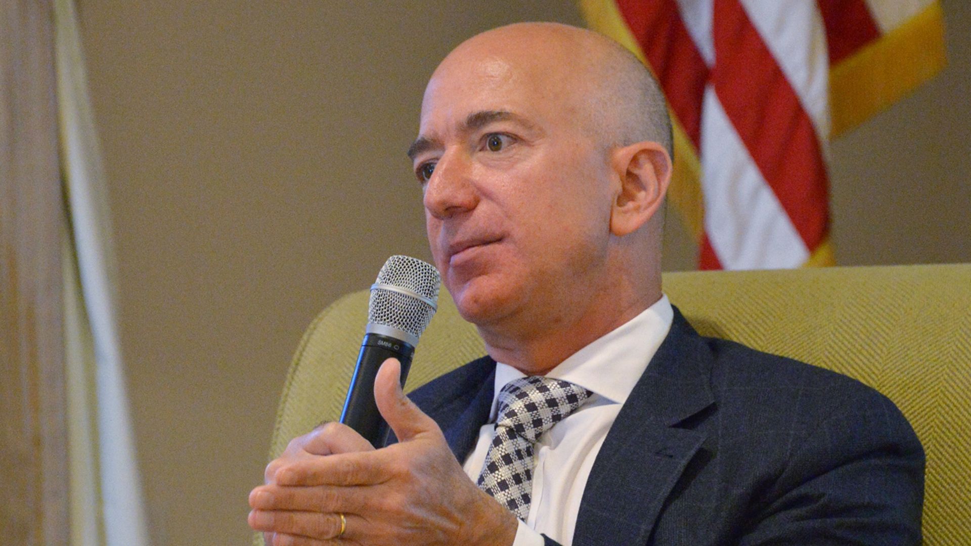 File:Jeff Bezos talking.jpg