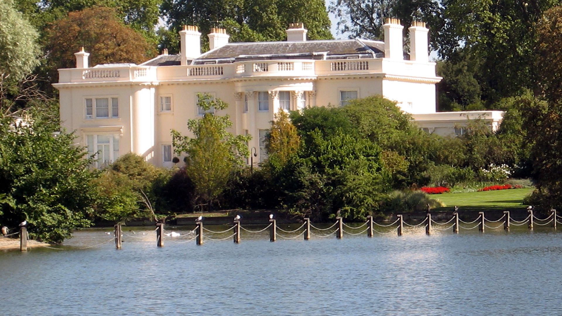 File:City of Westminster - The Holme - 20060908140958.jpg