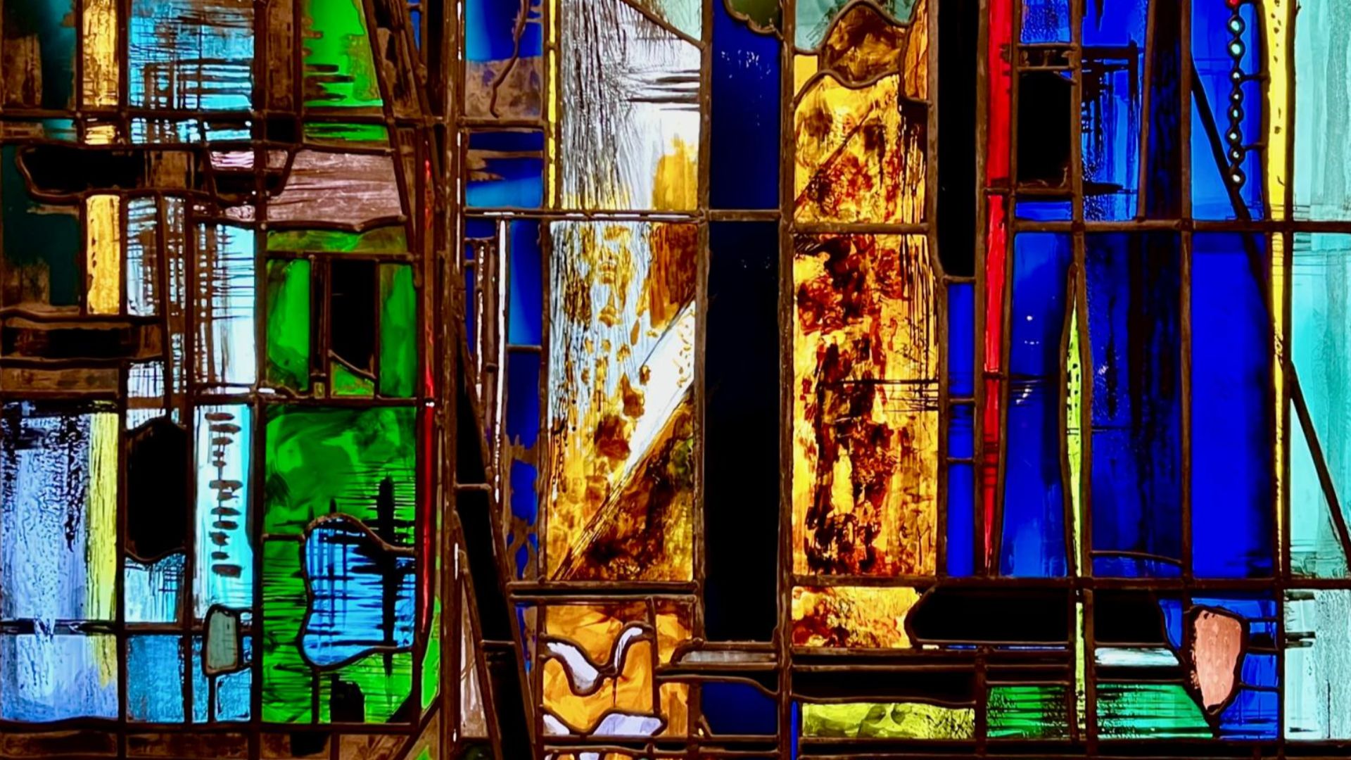 File:John Piper glass panel, Stained Glass Museum, Ely.jpg
