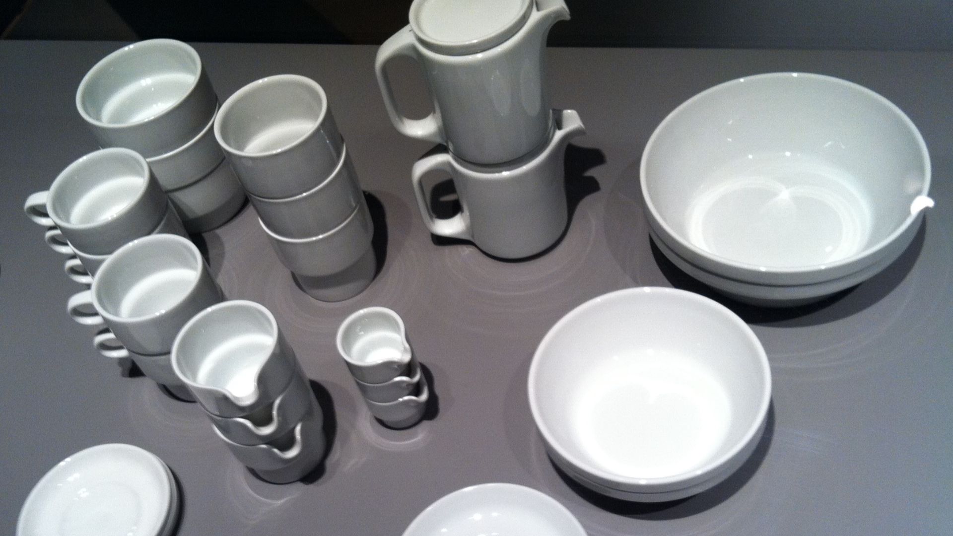 File:HFG Hans (nick) Roericht- TC100- dish set-dhub.jpg