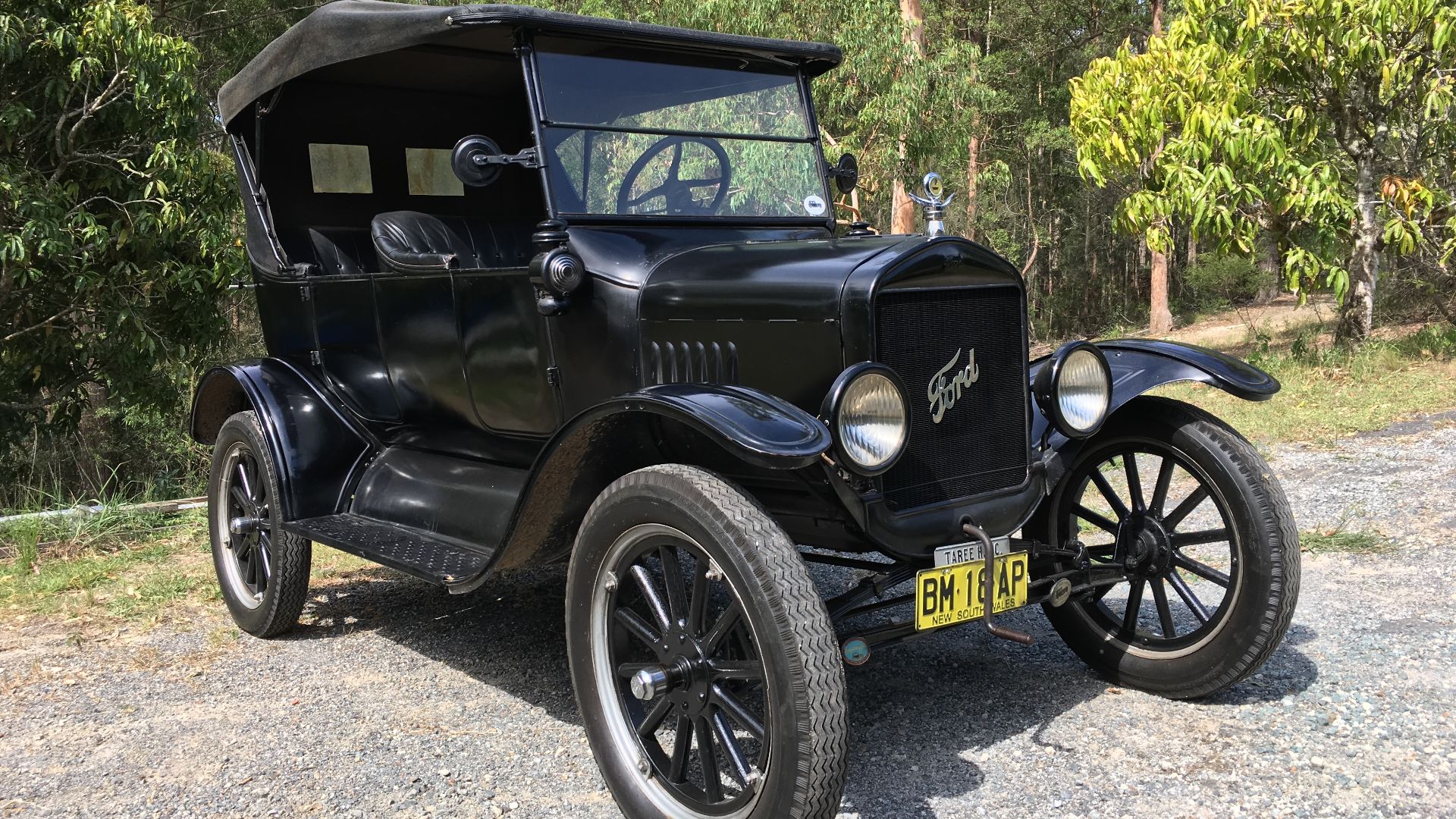 File:1925 Ford Model T touring.jpg