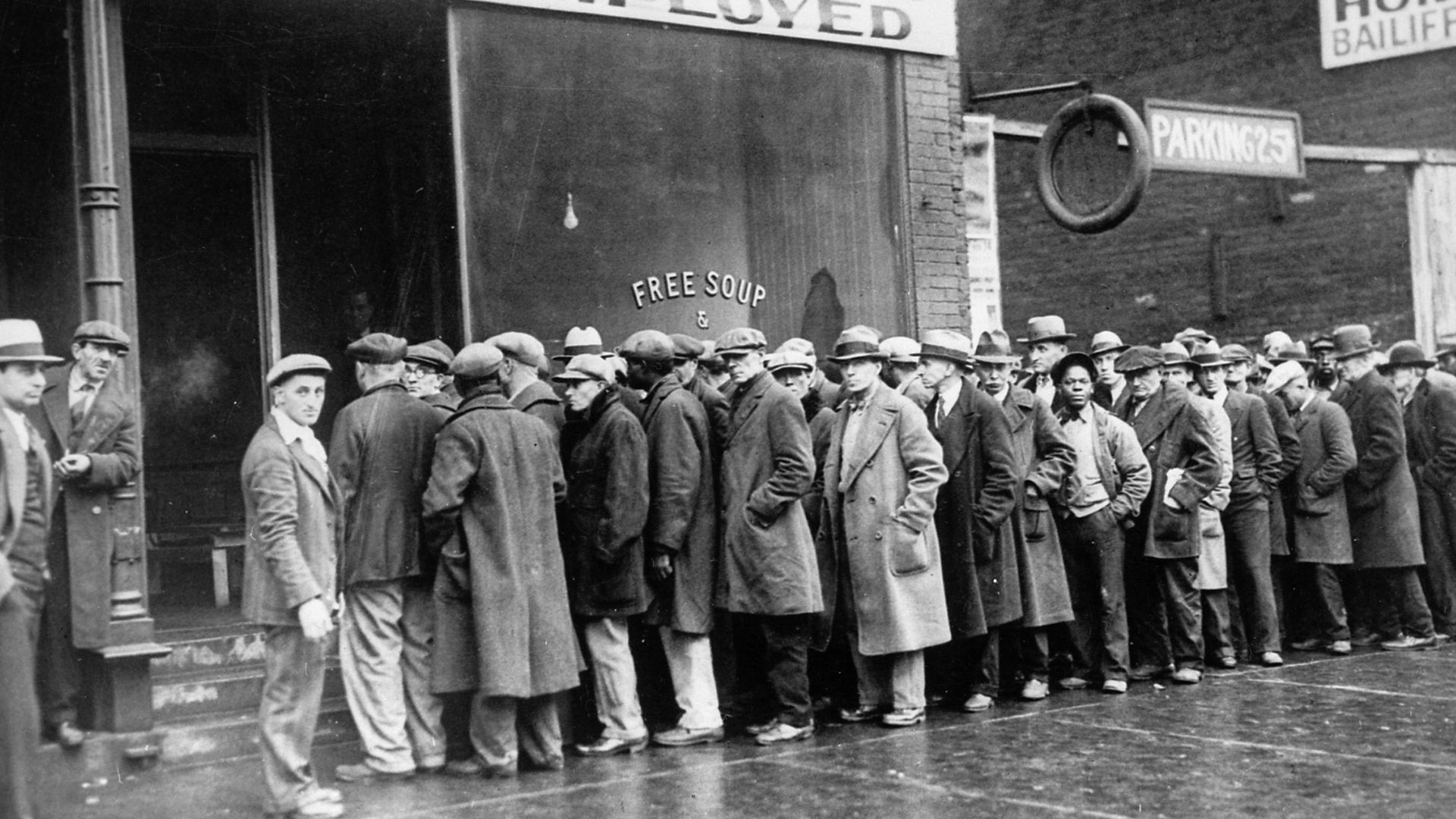 File:Unemployed men queued outside a depression soup kitchen opened in Chicago by Al Capone, 02-1931 - NARA - 541927.jpg