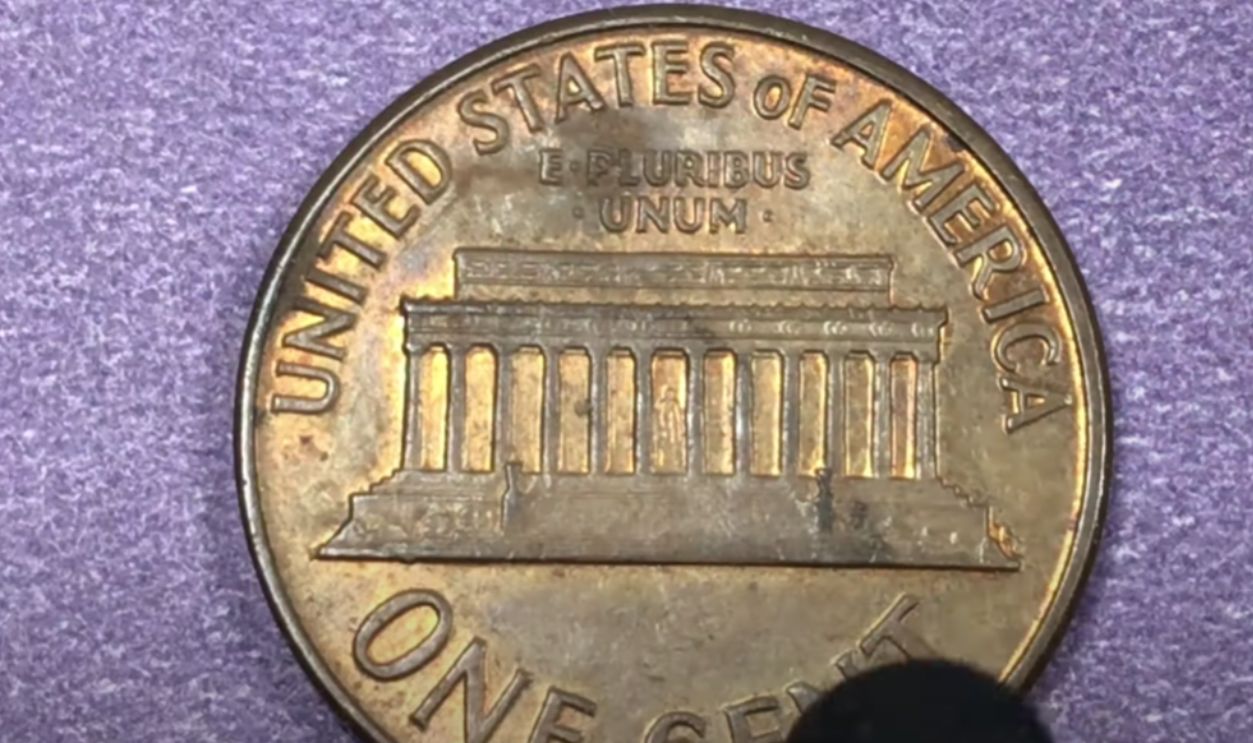 1961-D Lincoln Cent (D Over Horizontal D Error) (Cont.)