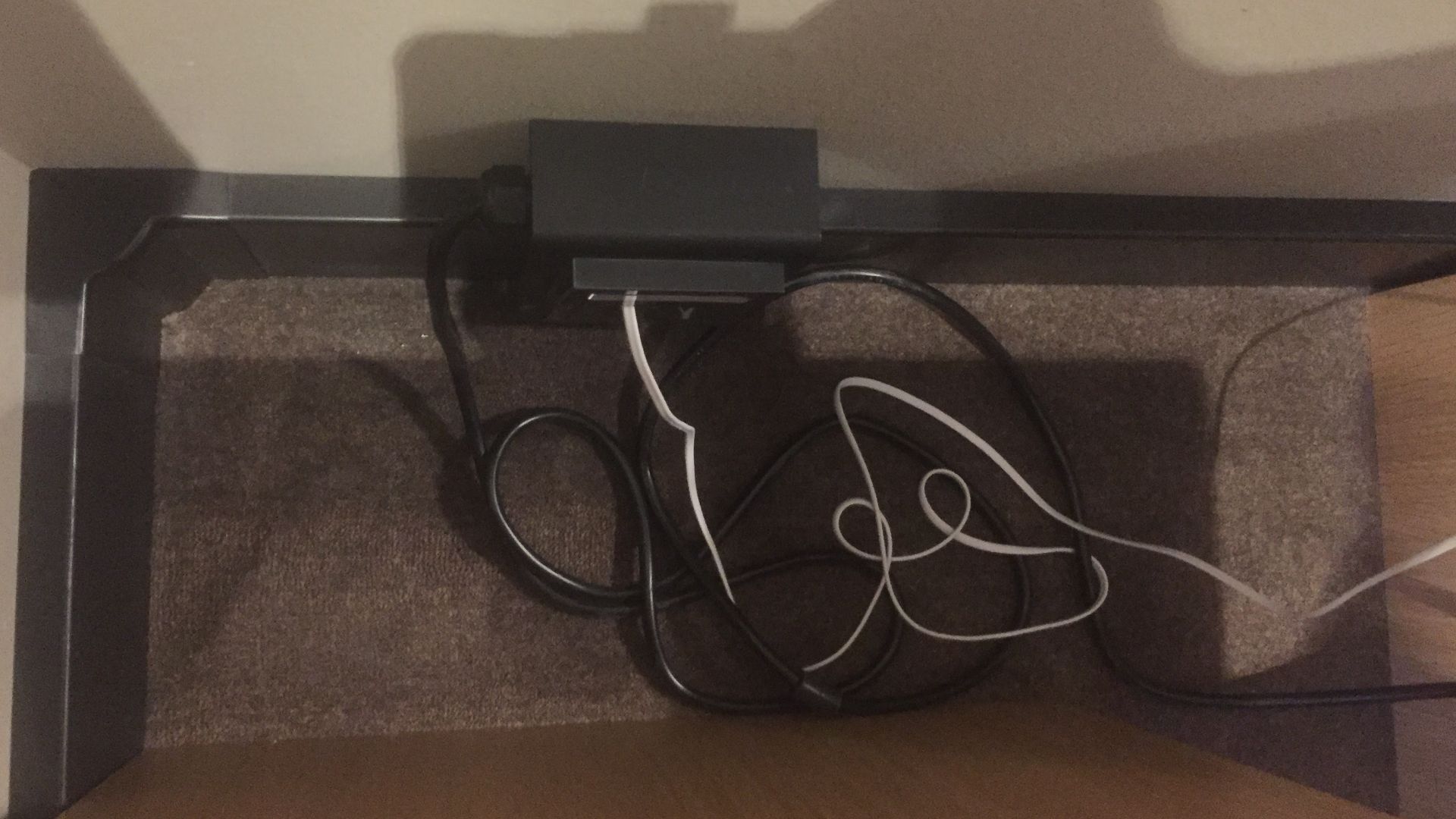 File:A-Power-cord-or-distribution-unit-embedded-in-the-wall-IMG 0125.jpg