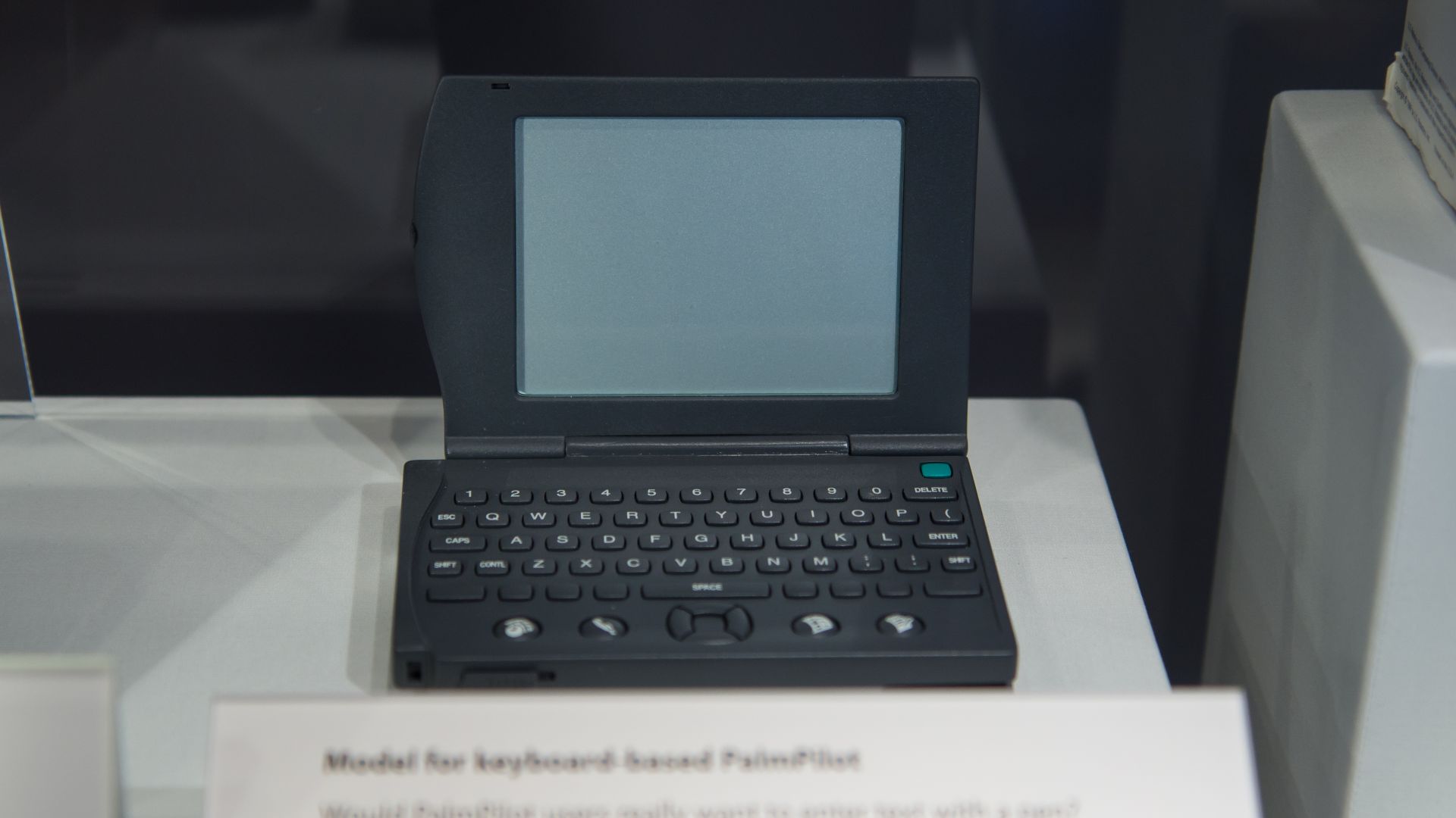 File:PalmPilot Keyboard Model (12935442553).jpg