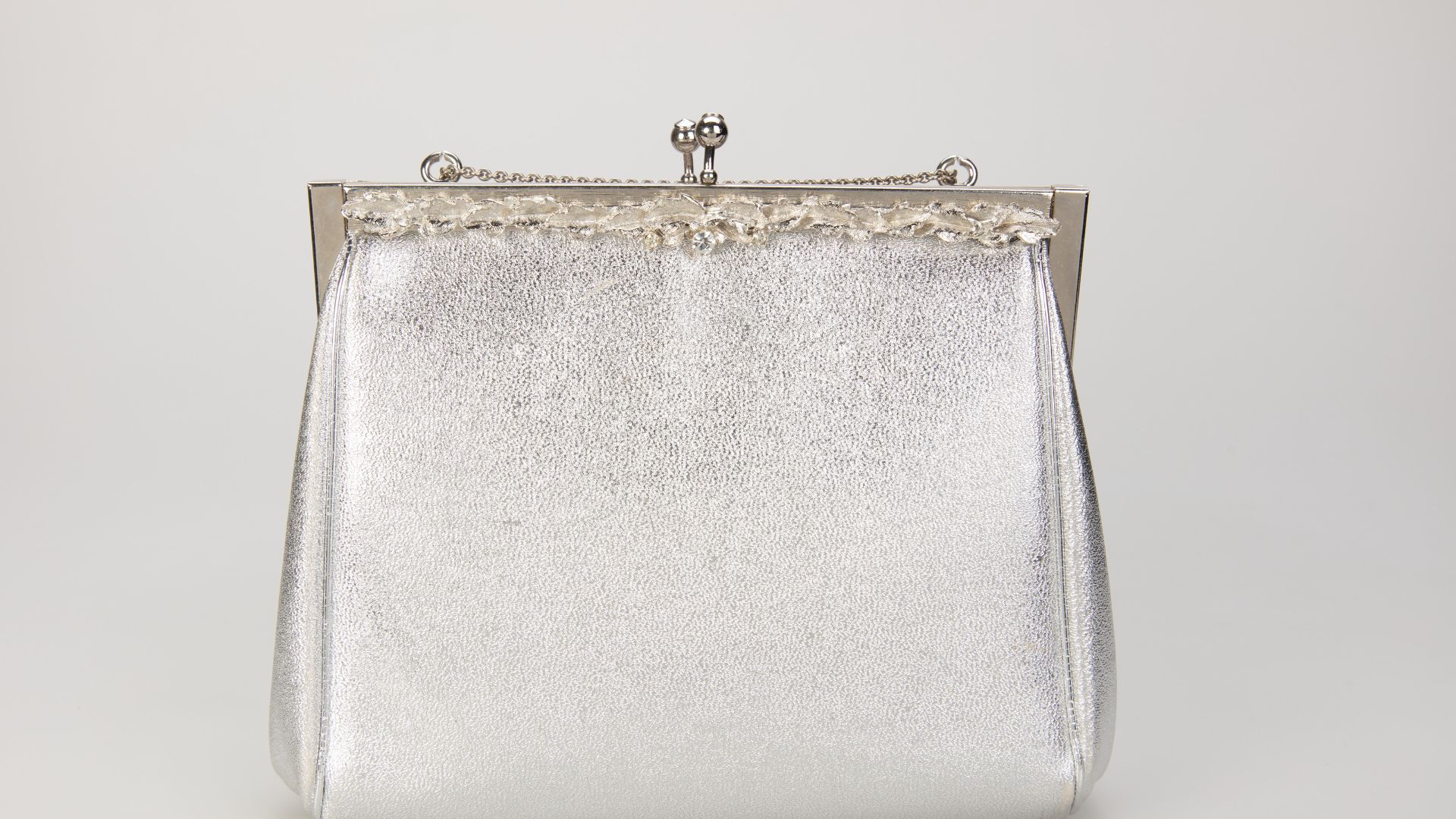 File:Silver Faux Leather Purse - DPLA - c25c5eea29276ef6ea4a62d1b749175c (page 1).jpg