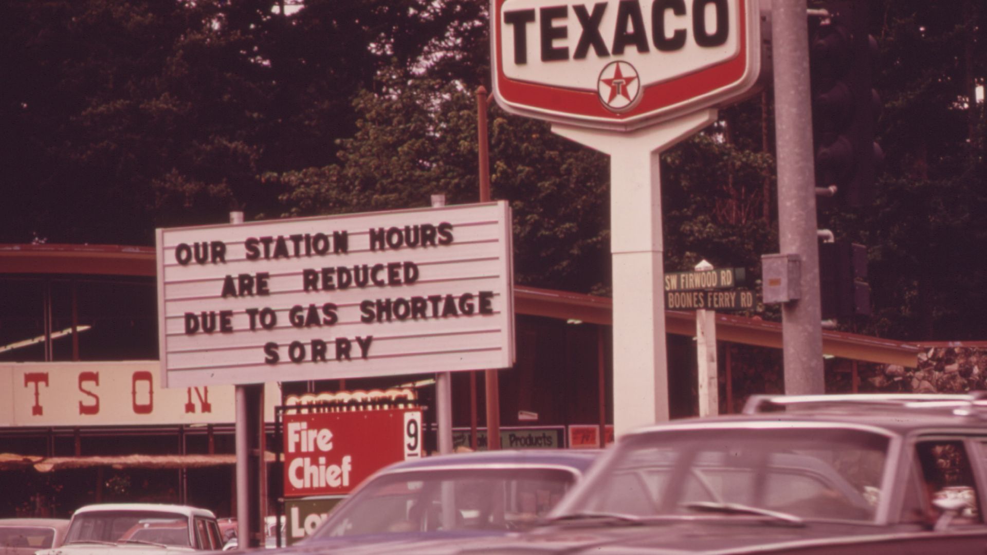 File:One of Many Service Stations in the Portland Area Carrying Signs Reflecting the Gasoline Shortage 06-1973 (4271651983).jpg