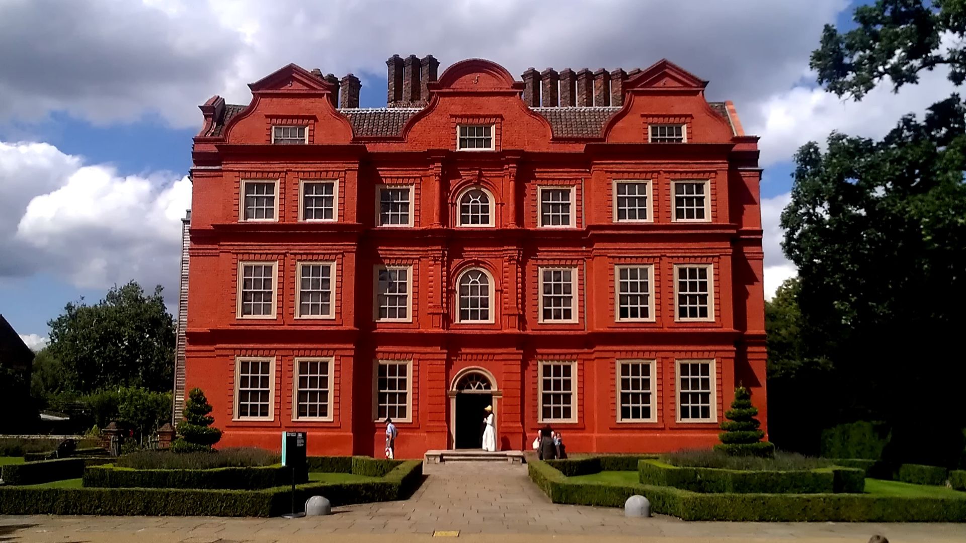 File:The Dutch House at Kew Palace.jpg