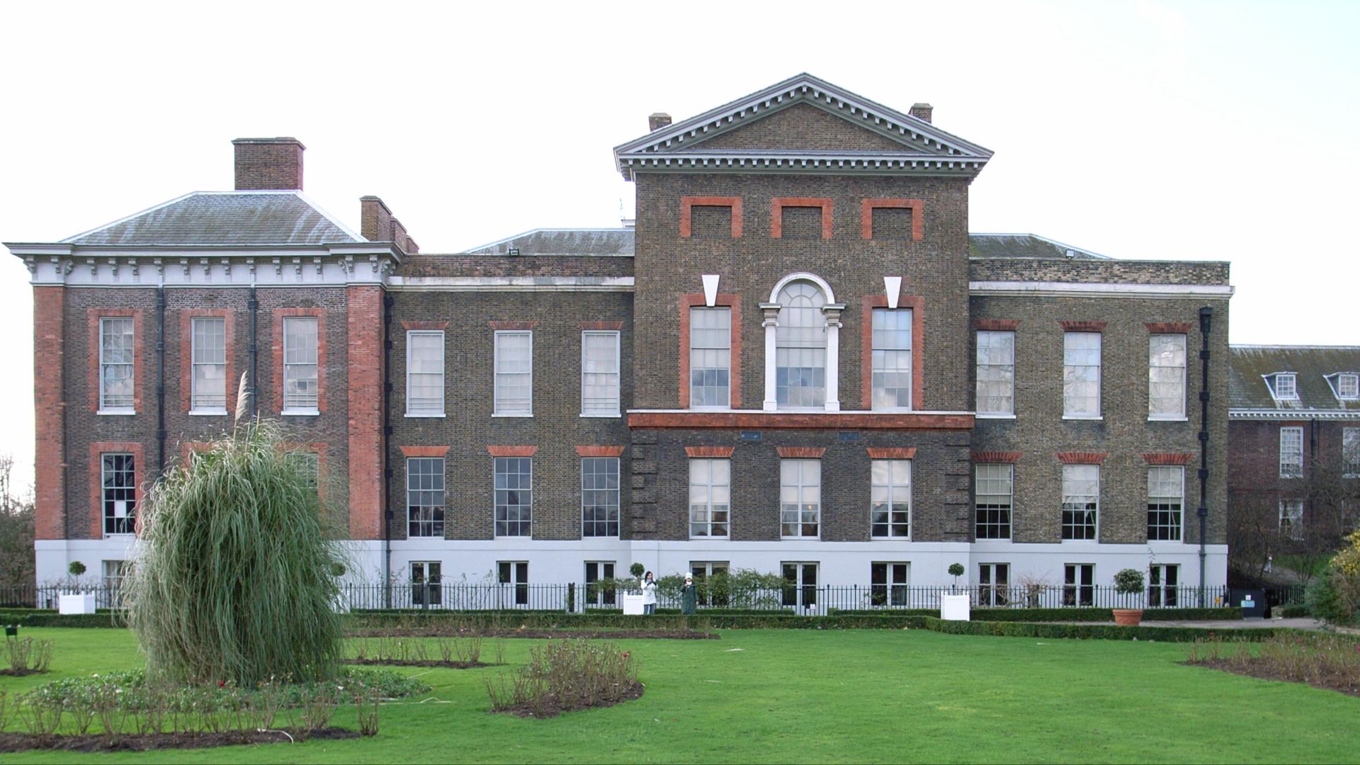 File:Kensington-Palace.jpg