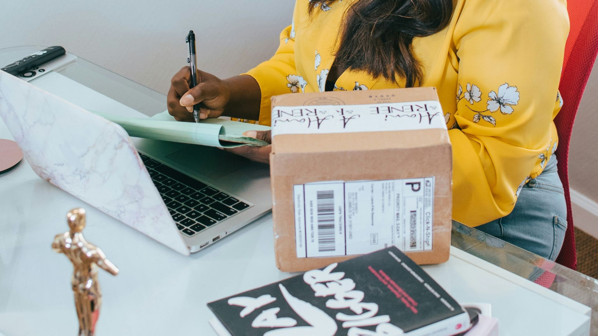 woman in yellow long sleeve shirt wearing white cowboy hat