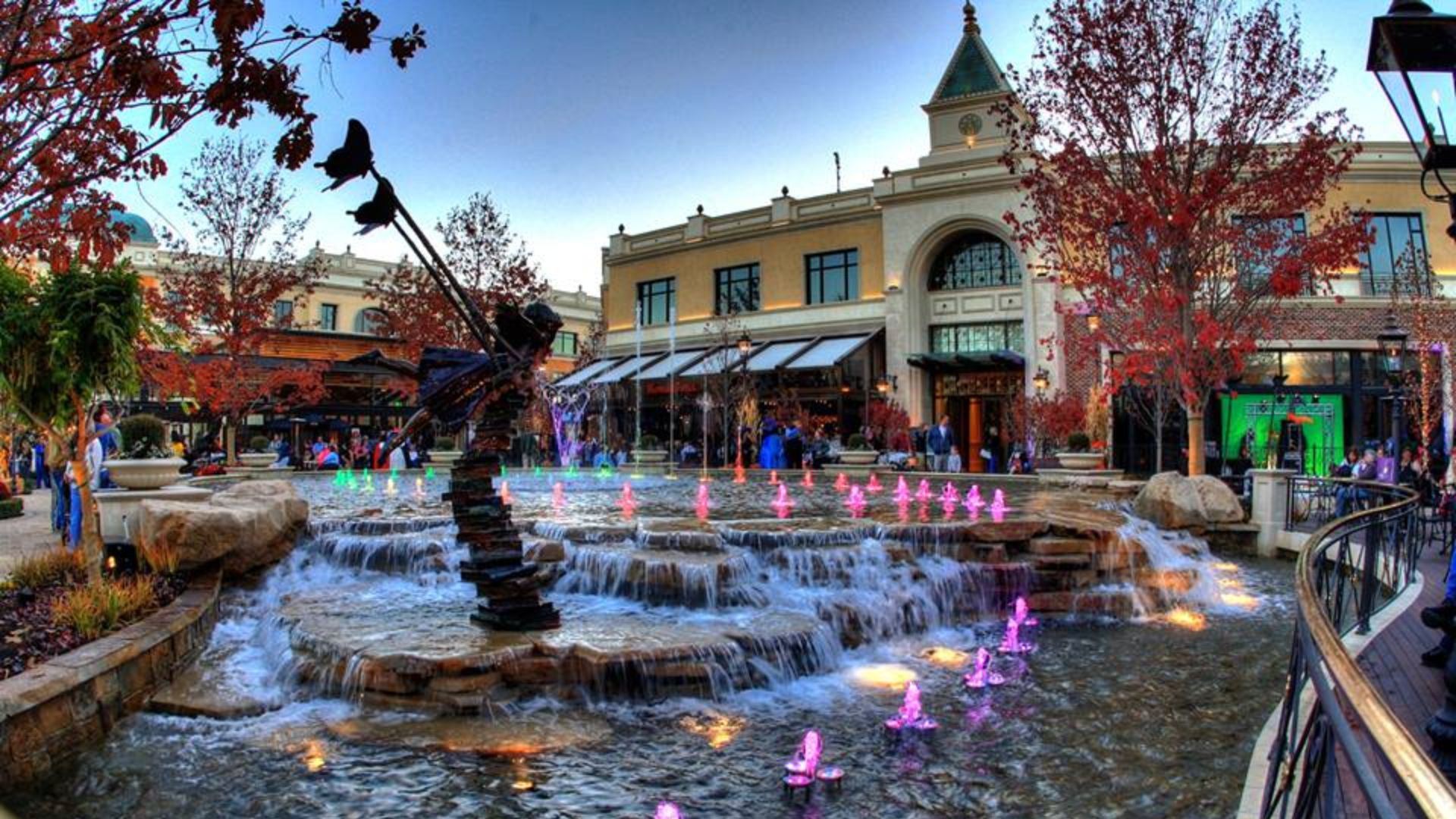 File:Village at Meridian.jpg