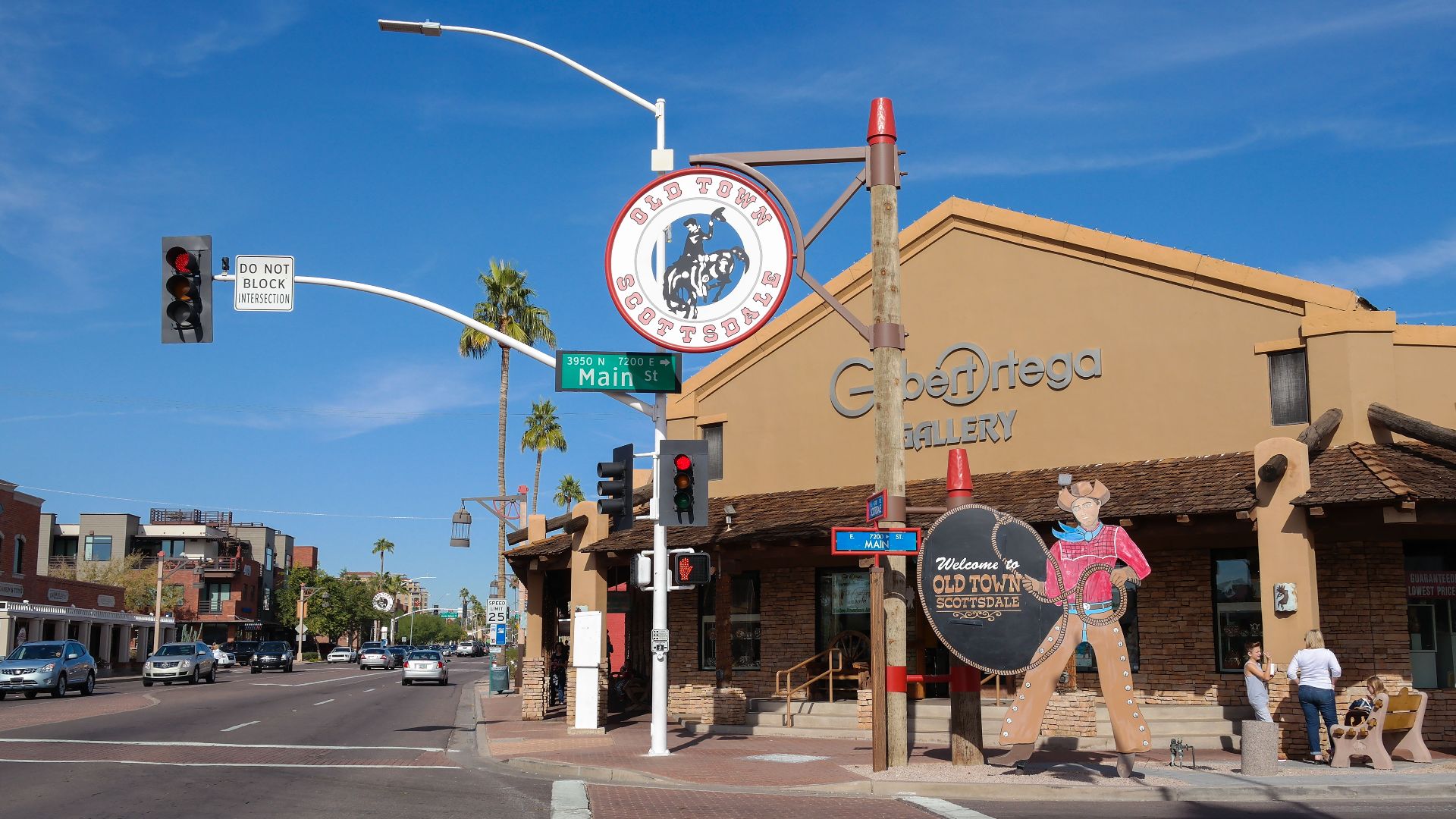 File:Old Town (Scottsdale, Arizona).jpg