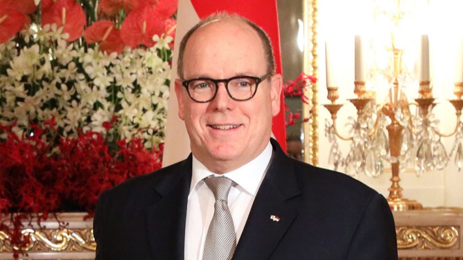 File:Shinzo Abe and Prince Albert II of Monaco at the Enthronement of Naruhito (1).jpg