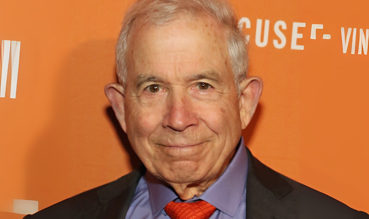 NEW YORK, NY - JUNE 11: President of Advance Publications Donald Newhouse attends the Mirror Awards '15 at Cipriani 42nd Street on June 11, 2015 in New York City.