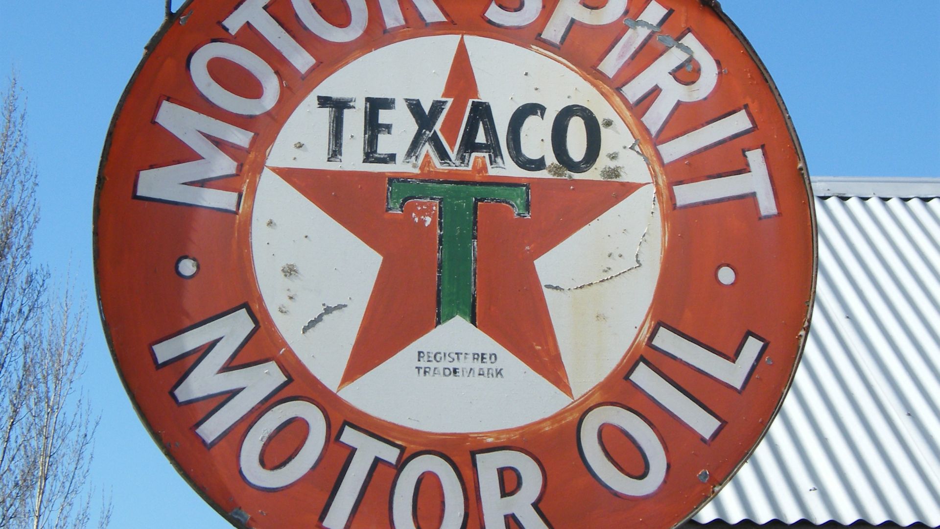 File:Texaco advertising, Gippsland Motor Garage, Old Gippstown.JPG