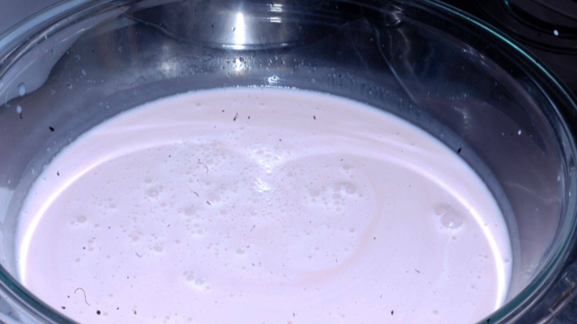 File:Heavy cream and milk for icecream.jpg