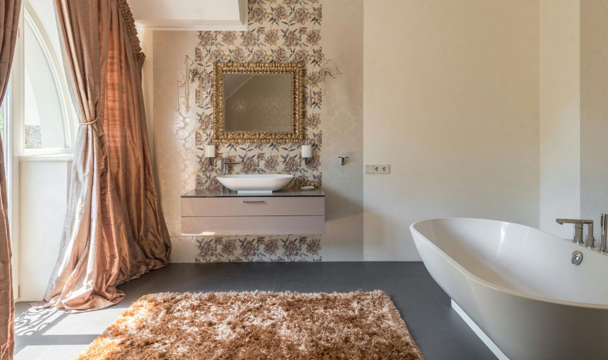 Bathroom Decor That Competes With Use