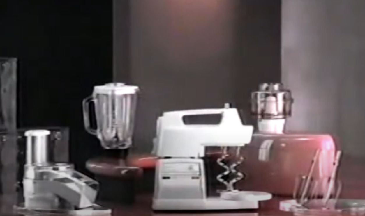 Oster Regency Kitchen Center (1970s–80s)