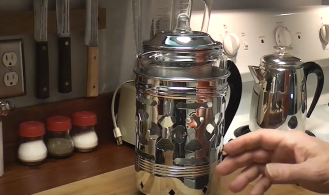 Pyrex Flameware Coffee Percolators (1940s–60s)