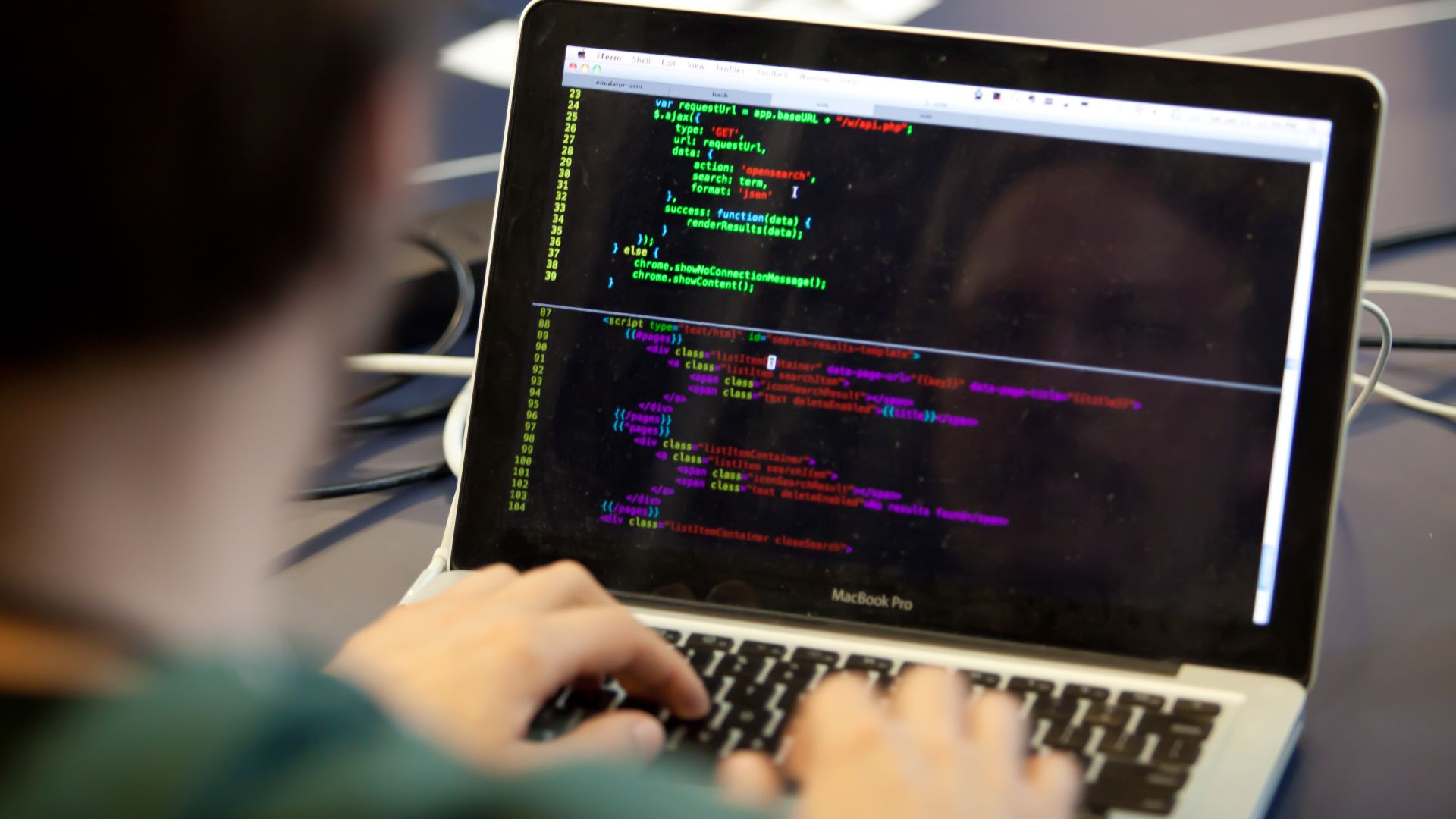 File:Typing computer screen reflection.jpg