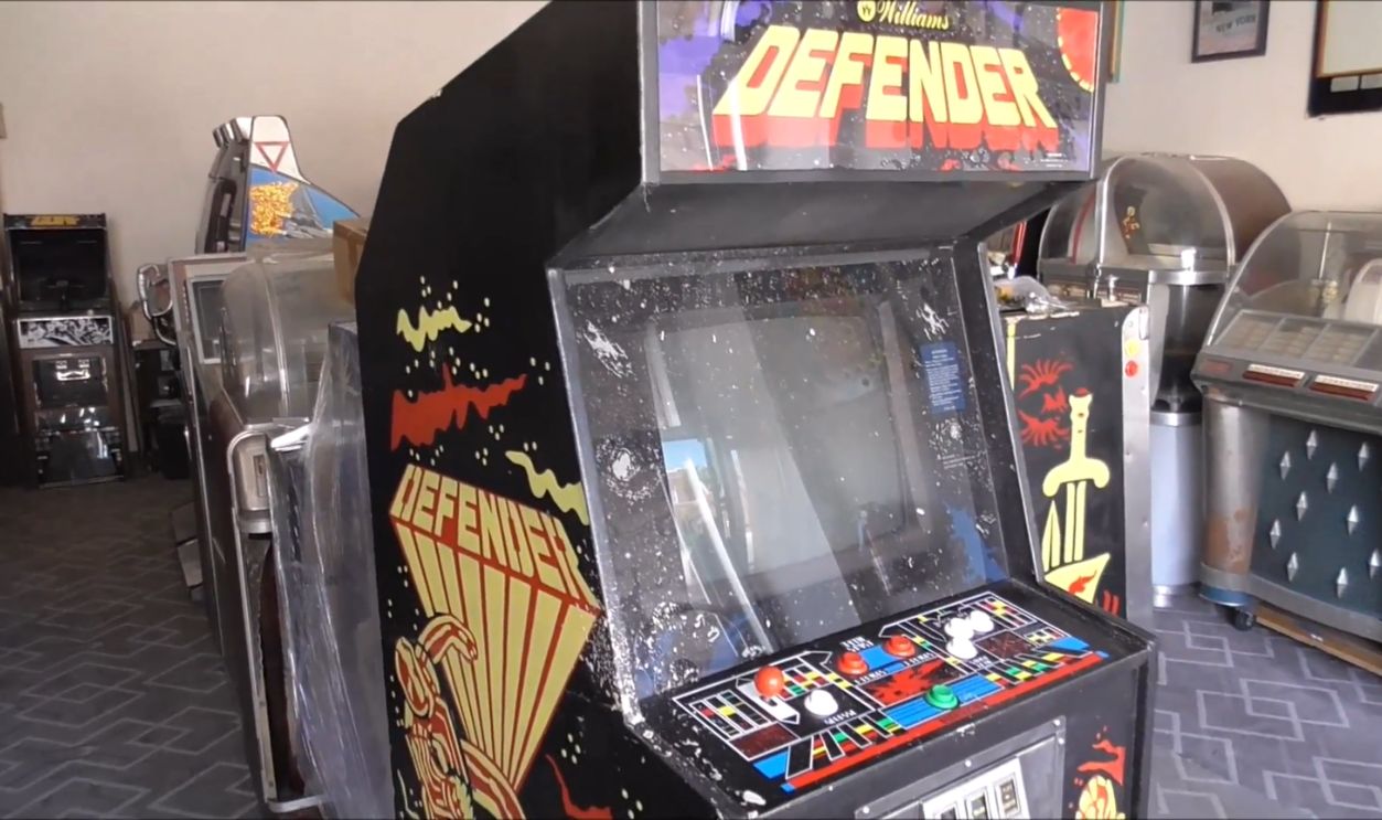 Defender (Williams, 1981)