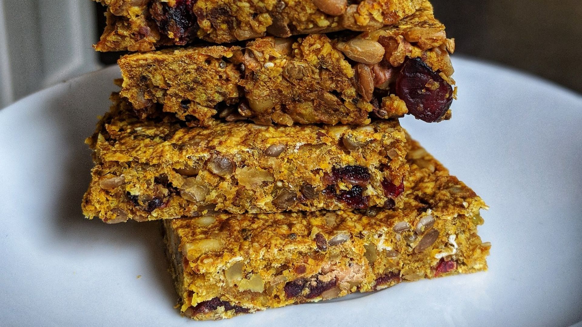 File:Granola bars.jpg